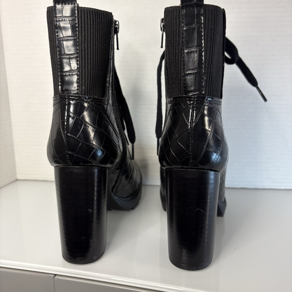 Steve Madden Sz 8 Black Croc Embossed Vegan Lace Up Ankle Boots Whimsigoth witch - Picture 7 of 12